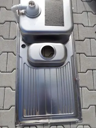 Nerezový dřez s odkapávačem PYRAMIS - VÝPRODEJ Rychlé Dodání