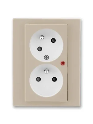 ABB 5593H-C02357 18 LEVIT Zásuvka dvojnásobná přepěťová ochrana macchiato/bílá Značkový