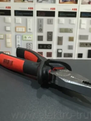 Cimco 100338 kombinované kleště - kombinačky 200mm 1000V Nejlepší Volba