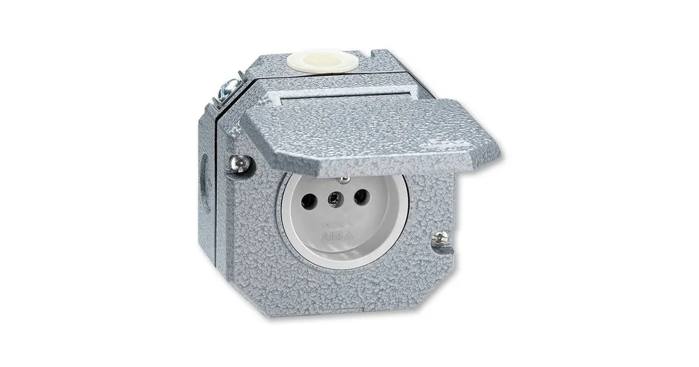 ABB 5518-2750 Garant zásuvka jednonásobná IP55 s ochranným kolíkem a víčkem,vhodná na dřevo bez podložky Objednat Nyní