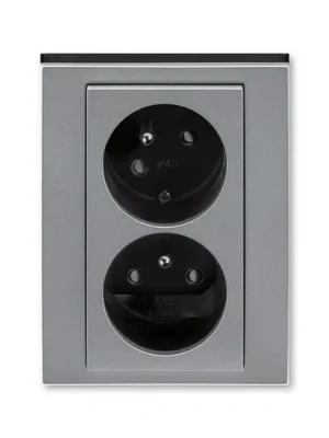 ABB 5513H-C02357 69 Levit Zásuvka dvojnásobná s ochr. kolíky, s clonkami, s natočenou dutinou; ocelová/kouřová černá Sleva