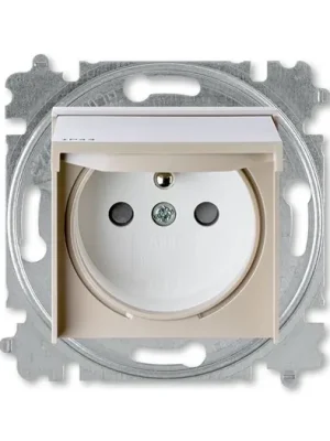 ABB 6619H-A06997 18 Levit s IP44  krytím,Zásuvka jednonásobná s ochranným kolíkem s clonkami a víčkem,Macchiato/bílá náhrada za 5519H-A02997 18 Super Cena