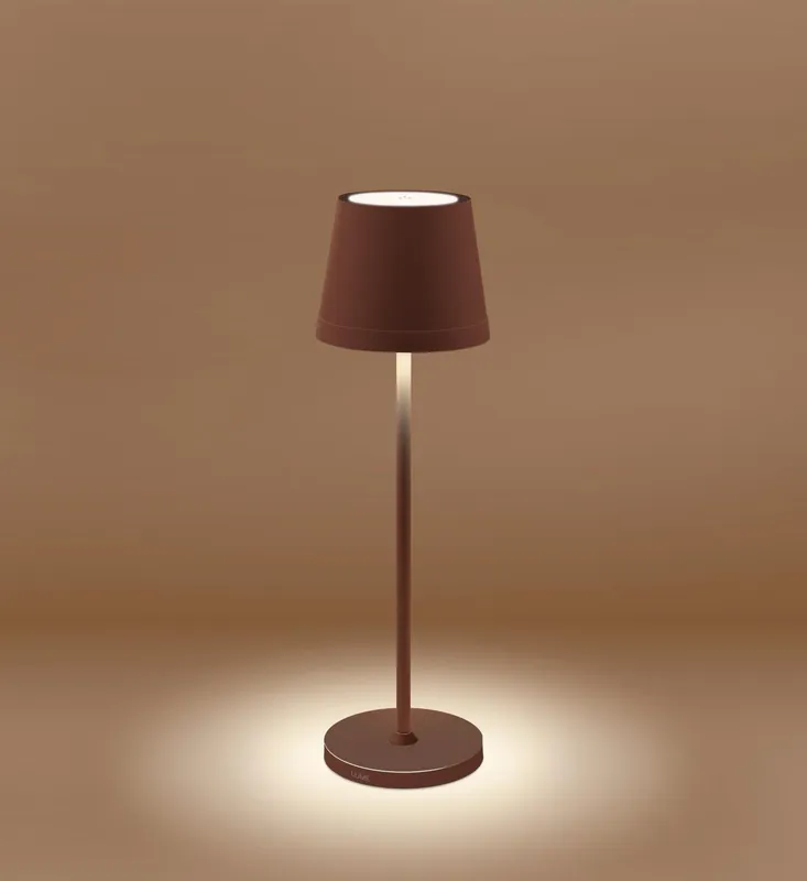 Nízká Cena Nabíjecí stmívatelné LED svítidlo LUME PLUS corten 2,2W 2700K IP54 USB Ra95 s nabíjecí základnou - CENTURY